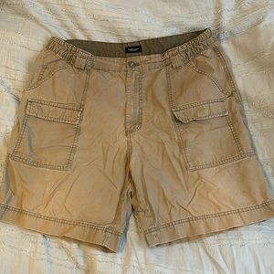 Men’s cargo shorts